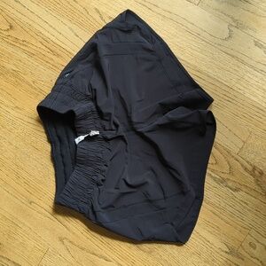 Lululemon Track That Mid-Rise Lined Short 5"